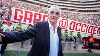 Jorge Fossati salió campeón nacional con Universitario en la temporada 2023 / Universitario