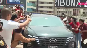 Universitario bicampeón llegó a Lima y se fue directo al Estadio Monumental. | Video: AD