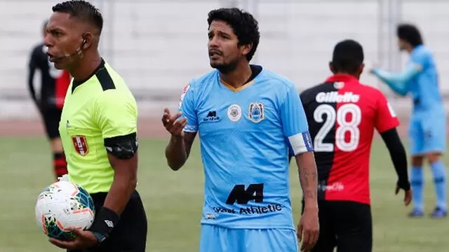 Reimond Manco, futbolista peruano de 30 años.
