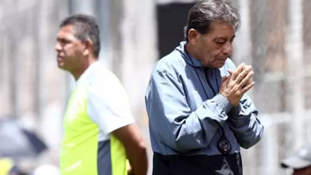 Roberto Chale no tiene fecha de retorno al banco de Universitario
