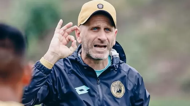 El técnico de Cusco FC salió al frente y criticó a sus detractores, resaltando la campaña de su equipo. | LF¨P