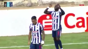 Eryc Castillo recibió un gran pase y fue imparable: anotó a placer ante la salida del portero de ADT. | L1 MAX