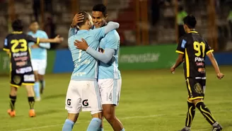 Sporting Cristal se despidió del Clausura goleando 8-0 a Sport Rosario