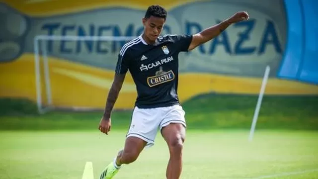 Christopher Olivares tiene 22 años | Video: Gol Perú.