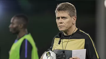 Paulo Autuori rompe su silencio tras ser vinculado a Cristal