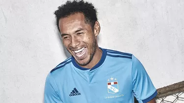 Carlos Lobat&amp;oacute;n, capit&amp;aacute;n de Sporting Cristal. | Foto: Club Sporting Cristal.