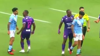 Luis Advíncula perdió los papeles y encaró a Iberico por la dura falta que le cometió