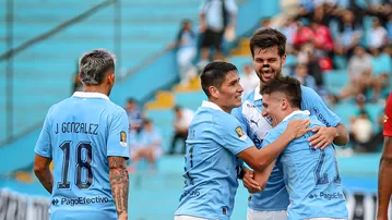 Sporting Cristal goleó 4-1 a Sport Huancayo y clasificó a semifinales de la Copa de la Liga