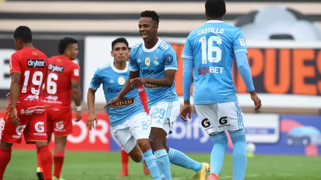 Sporting Cristal venció 2-0 a Sport Huancayo por la fecha 8 de la Fase 1