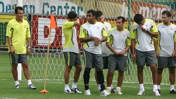 Universitario: Donny Neyra reveló el nombre del jugador que entrenaba con hilo dental