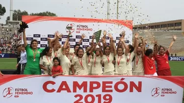 Universitario celebró este sábado | Foto: @FpfFemenino