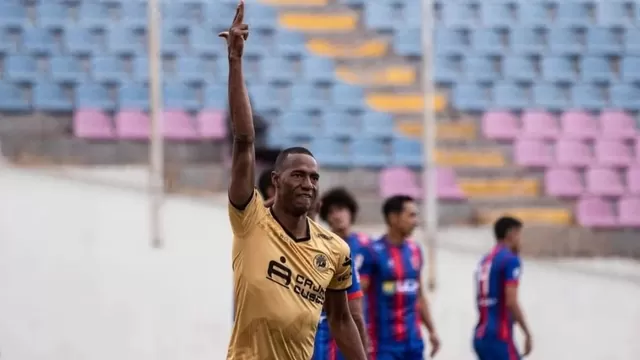Abdiel Ayarza ascendió con Cusco FC a la Liga 1. | Foto: Cusco FC/Video: Tigo Sports