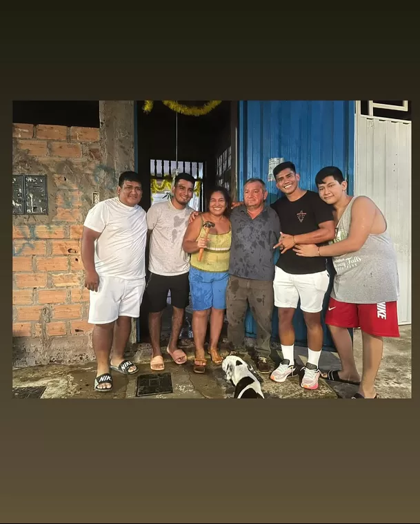 José Rivera y su familia. | Foto: @j.daniel_rivera