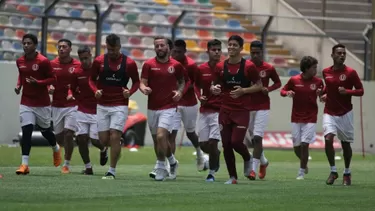 Universitario recibirá a Municipal este martes en el estadio Monumental. | Foto: Universitario.