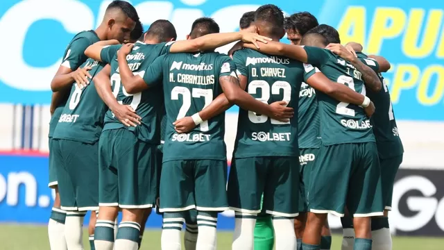 COVID-19: Universitario presenta contagio masivo de 11 futbolistas