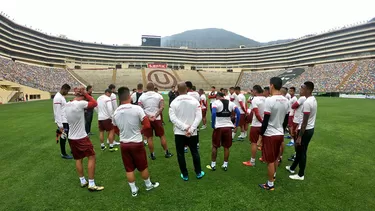 C&amp;oacute;rdova convoc&amp;oacute; a 30 jugadores para este martes. | Foto: Club Universitario de Deportes