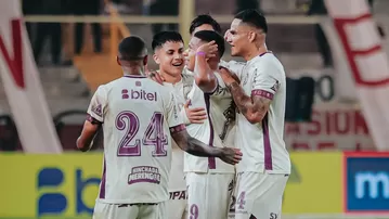 Universitario goleó a Juan Pablo II por la fecha 13 del Clausura 2026 y asoma la punta
