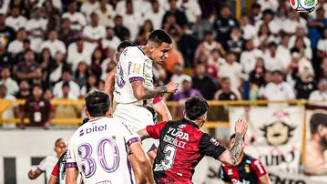 Doblete de Valera: Universitario rescató empate ante Melgar tras ir perdiendo 2-0