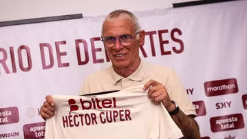 Universitario y el fuerte monto que le pagó a Héctor Cúper tras su salida del plantel