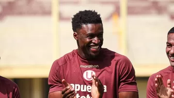 Universitario y la noticia a Gassama en el día de su cumpleaños