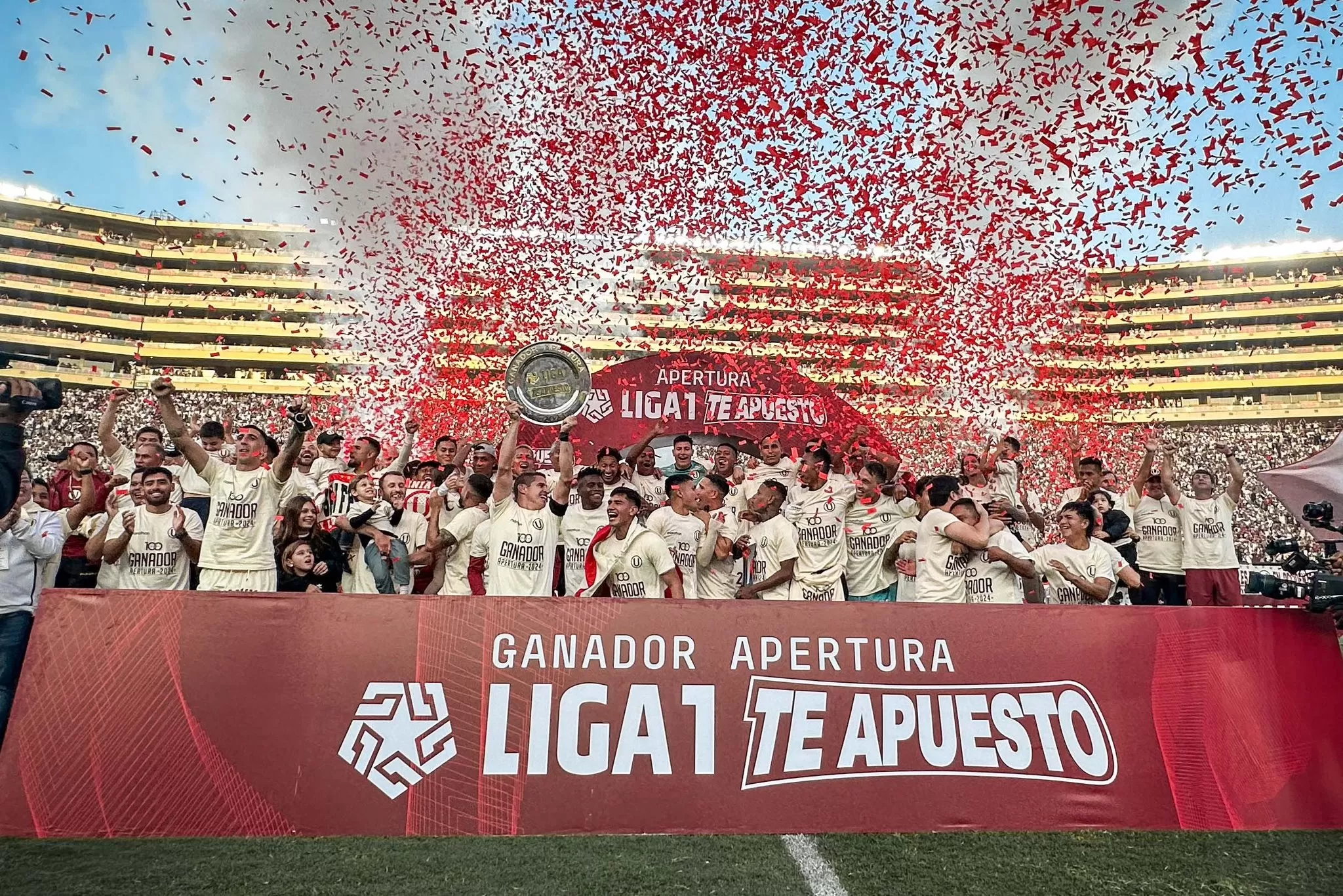 Universitario se consagró ganador del Torneo Apertura de la Liga1 2024. | Foto: Liga1.