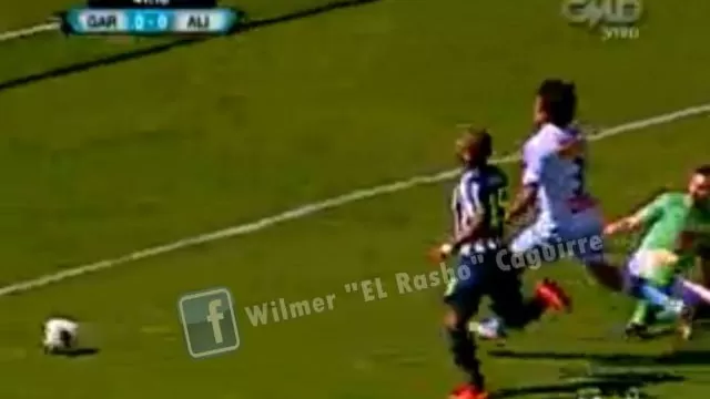 Wilmer Aguirre y los memes tras nuevos fallos de cara al gol-foto-6