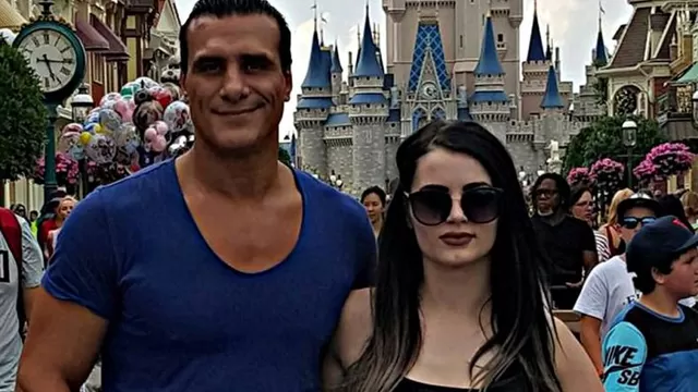 Alberto del Río confirmó que se casó con Paige antes de visitar Lima