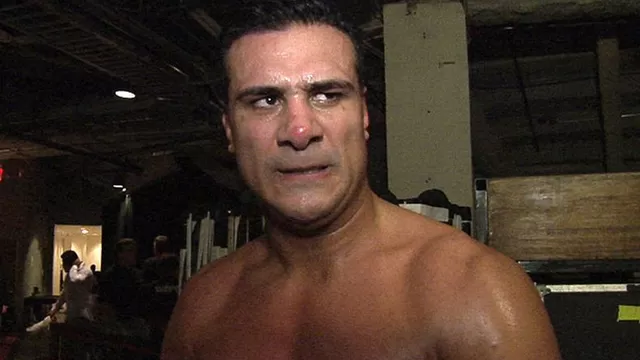 Alberto del Río insultó a Triple H y anunció embarazo de Paige