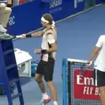 Alexander Zverev y una violenta reacción: Golpeó con su raqueta la silla del árbitro