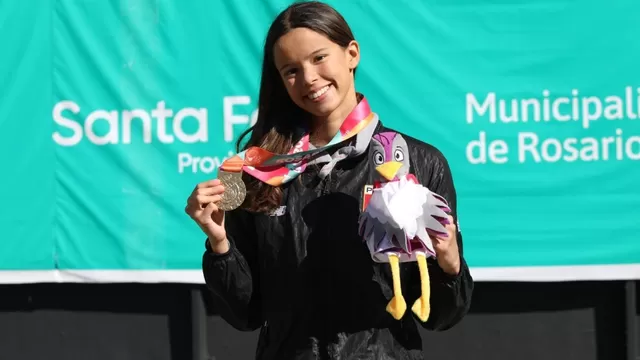Alexia Sotomayor recibió la medalla de oro que ganó en Suramericanos de la Juventud