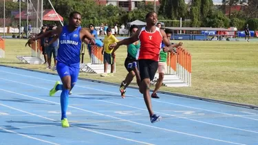 Andy Martínez batió nuevamente el récord nacional de 100 metros planos