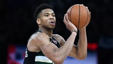 Giannis Antetokounmpo tiene 25 años | Foto: AFP.