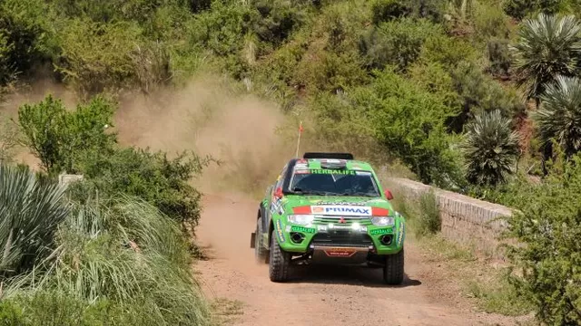 Dakar 2016: Alta Ruta sigue en carrera y Sebastien Loeb manda en autos-foto-3