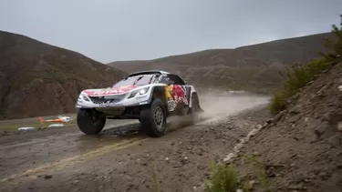 Dakar 2017: Loeb gana quinta etapa en autos y Peterhansel nuevo líder