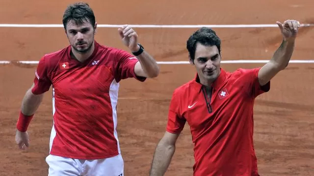 Federer y Wawrinka acercan a Suiza a un punto de su primera Copa Davis
