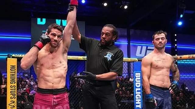 El peleador peruano consiguió un contrato con la UFC tras su nocaut técnico al italiano Luca Borando y se sumó a su compatriota Piero Guaylupo. | UFC Españoñ