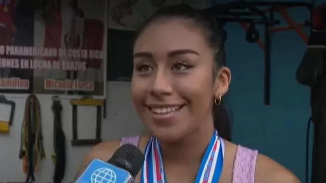 Micaella Ferca campeona en Lucha de Brazos / Fuente: América Deportes