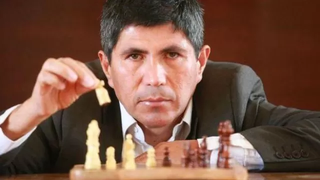 Julio Granda se convirtió en campeón mundial de ajedrez en Italia 