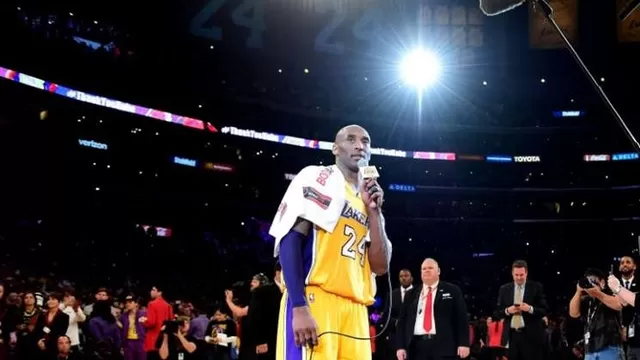 Bryant anotó 60 puntos en la victoria 101-96 de los Lakers sobre Utah Jazz esa noche | Foto: Getty Images.