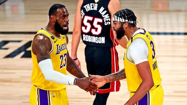 Davis y James comenzaron arrolladores ante Miami Heat y toman ventaja | Video: NBA.