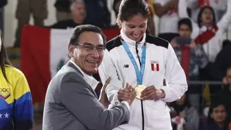 Lima 2019: Alexandra Grande le pidió más apoyo a Martín Vizcarra en plena premiación