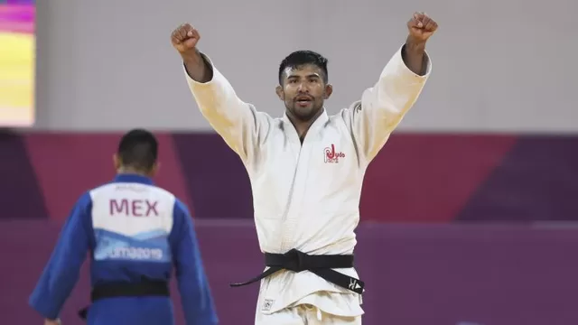 Alonso Wong le regaló una medalla de plata al Perú en Lima 2019. | Foto: Lima 2019
