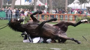 La yegua aplastó al jinete Ruy Leme Da Fonseca. (Foto: Lima 2019)