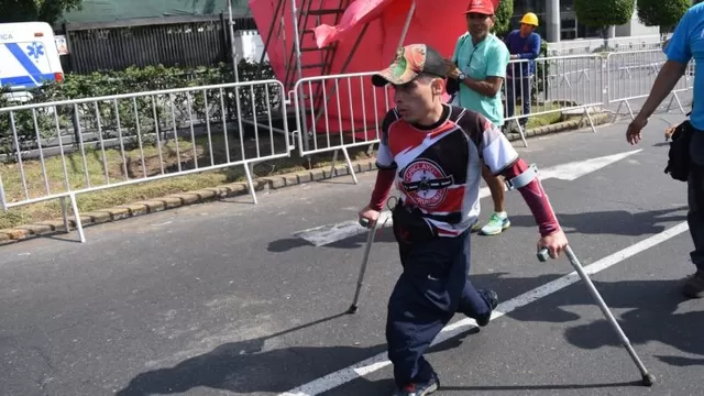 Venciendo a la adversidad: llegó último en la Maratón de Lima, pero es todo un campeón