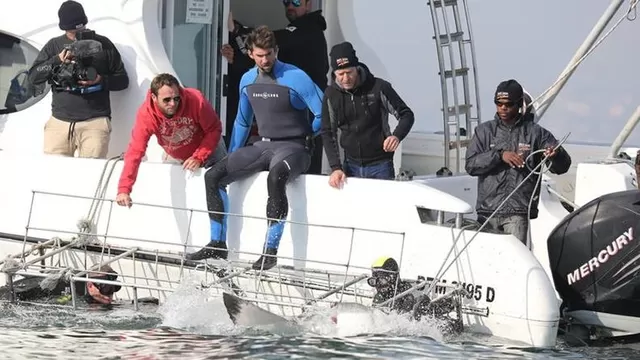Michael Phelps vivió el gran desafío de nadar contra un tiburón blanco-foto-1