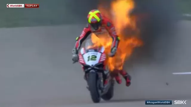Motociclista ardió en llamas en el Mundial de Superbikes