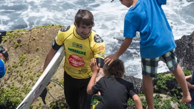 Mundial de Surf: peruanos se lucen en Punta Rocas y siguen avanzando