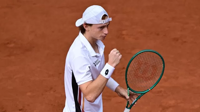 Ignacio Buse derrotó al checo Jakub Mensik y avanzó a cuartos de final del ATP 500 de Hamburgo. | Video: América / Foto: X de @hamburgopenatp