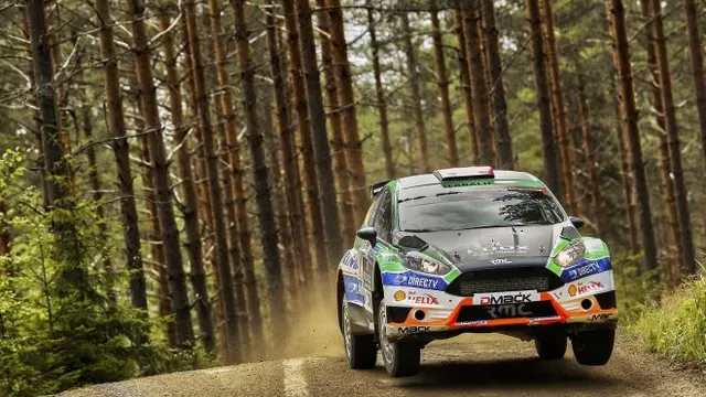 Nicolás Fuchs se vio obligado a abandonar en el Rally de Finlandia 