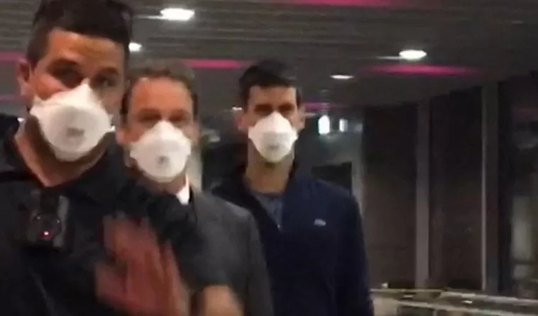 Novak Djokovic fue deportado y quedó fuera del Abierto de Australia